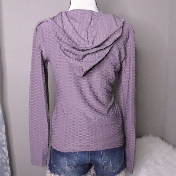 Bebe | Textured Long Sleeve Zip Up‎ - Picture 4 of 7